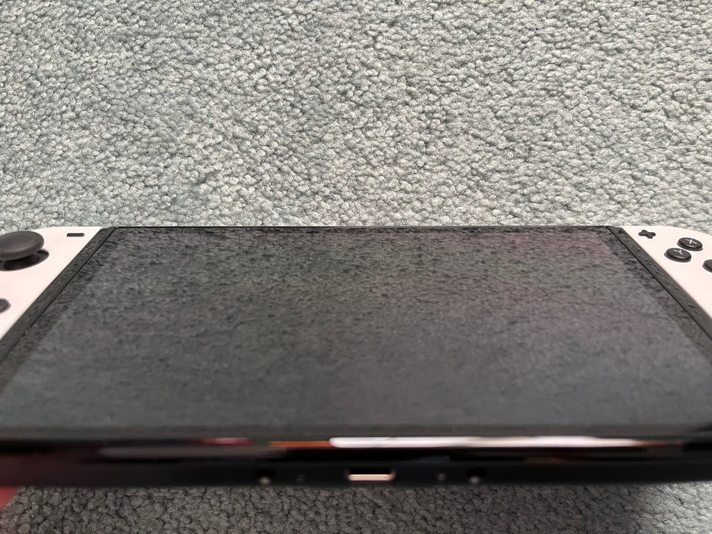 Nintendo Switch OLED Model w/ White Joy-Con White 2Y97