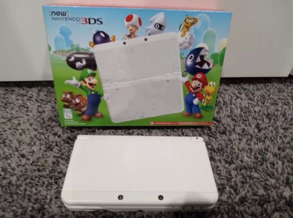 Nintendo New 3DS Super Mario Edition - White (Black Friday) in Box + BONUS GAME