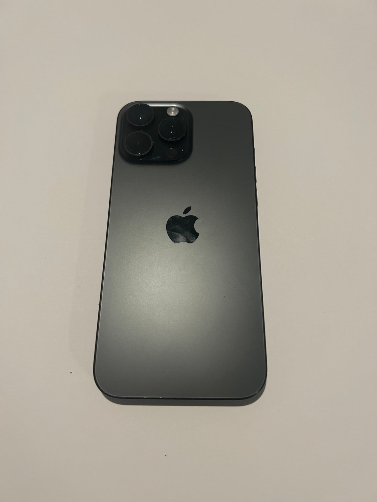 iPhone 16 Pro Max (T-Mobile) 6P27