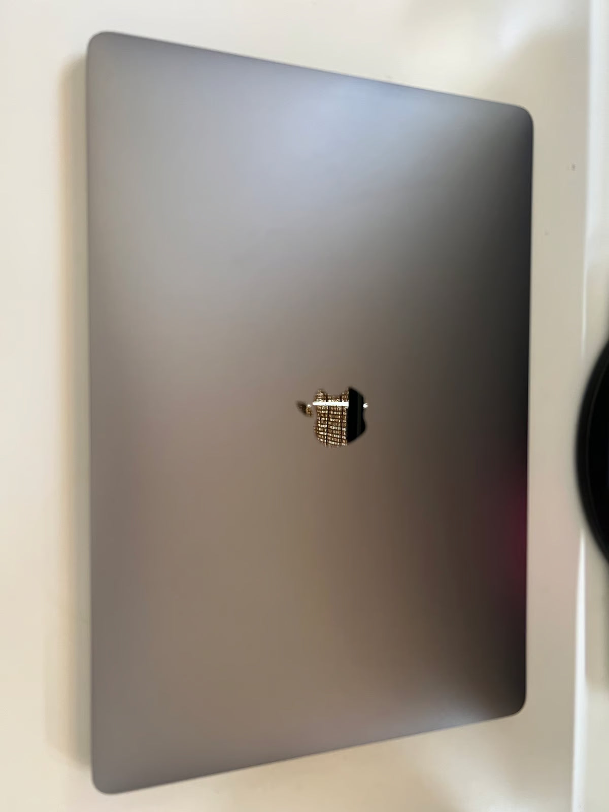 MacBook Pro 15inch corei9 Gray 8L26