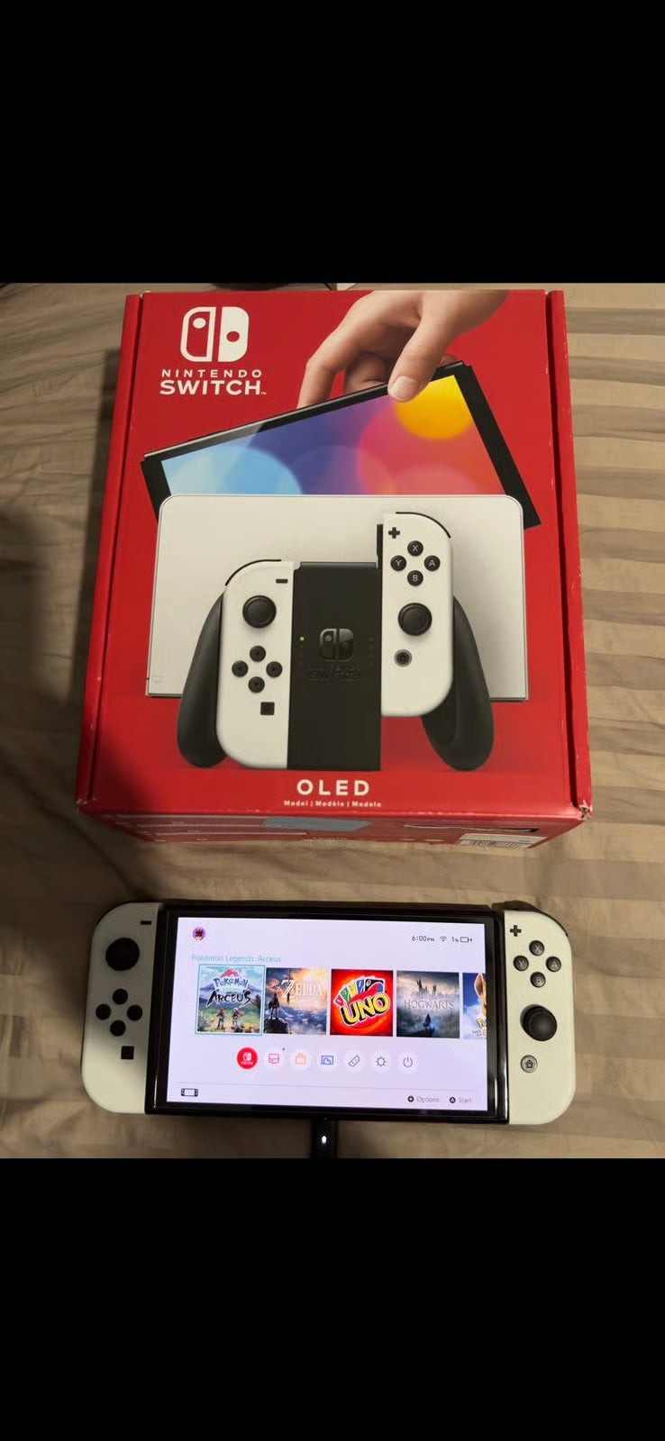 Nintendo switch OLED + accessories 5Y66