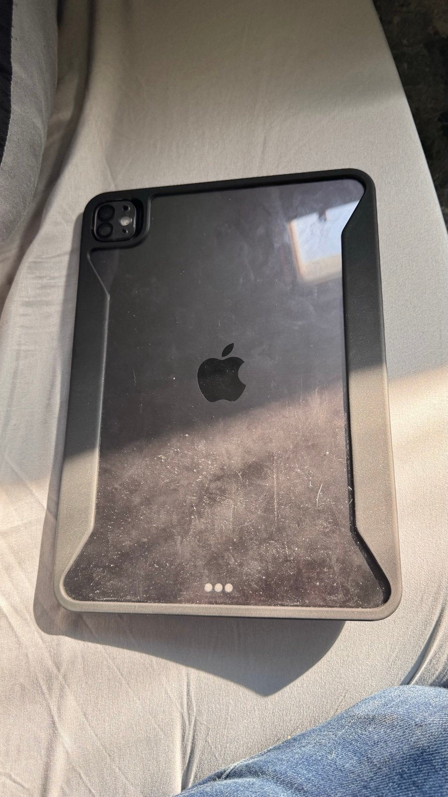 Apple iPad Pro M4 256 GB - WiFi and Cellular AT&T + Pencil + Magic Keyboard 5U25