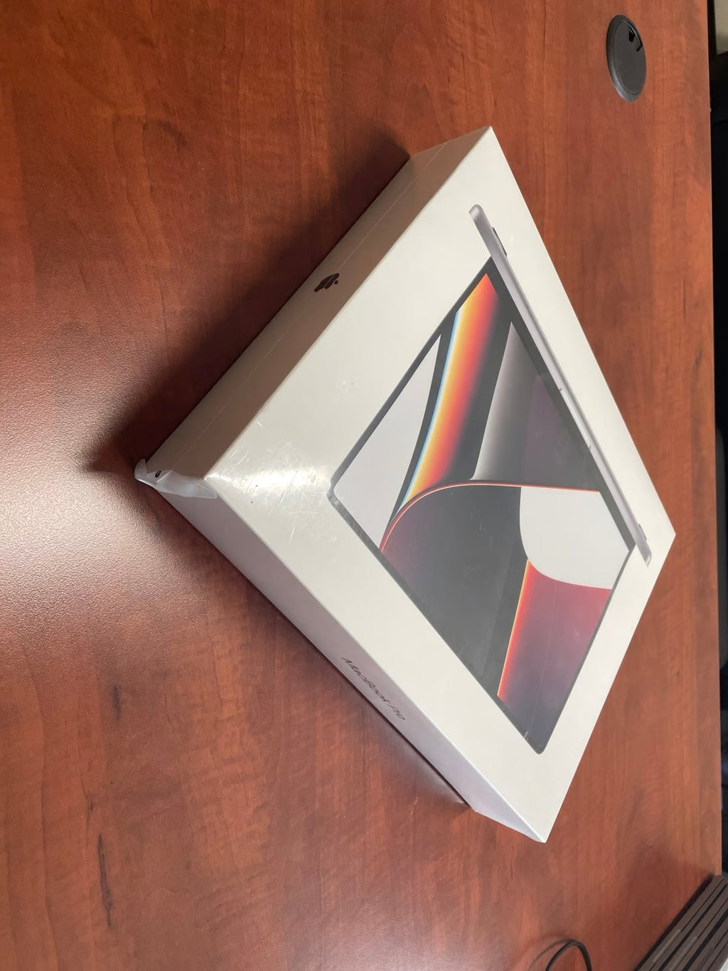 Apple MacBook Pro 14.2"" w/M1 5Z75