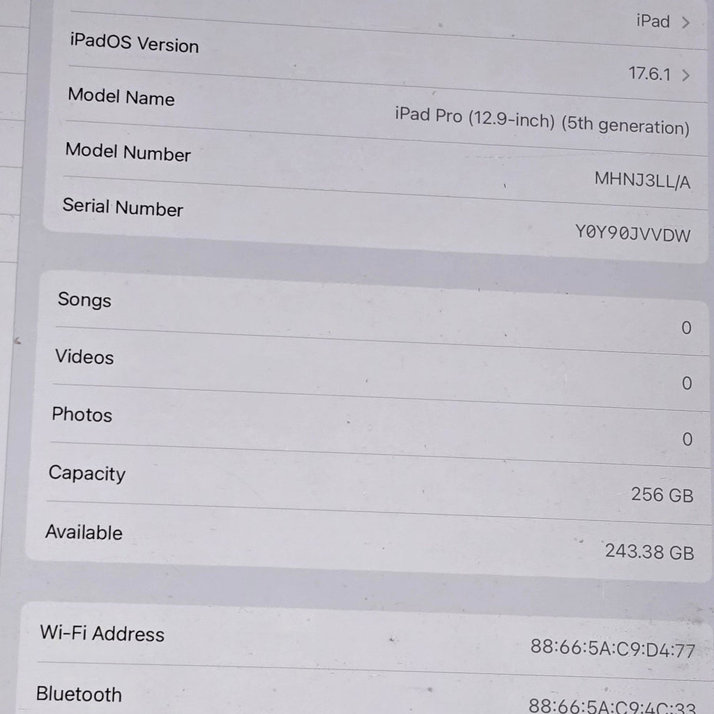 iPad Pro 12.9-inch 5th Generation Wi-Fi 256GB Gray A2378 M1 3L86