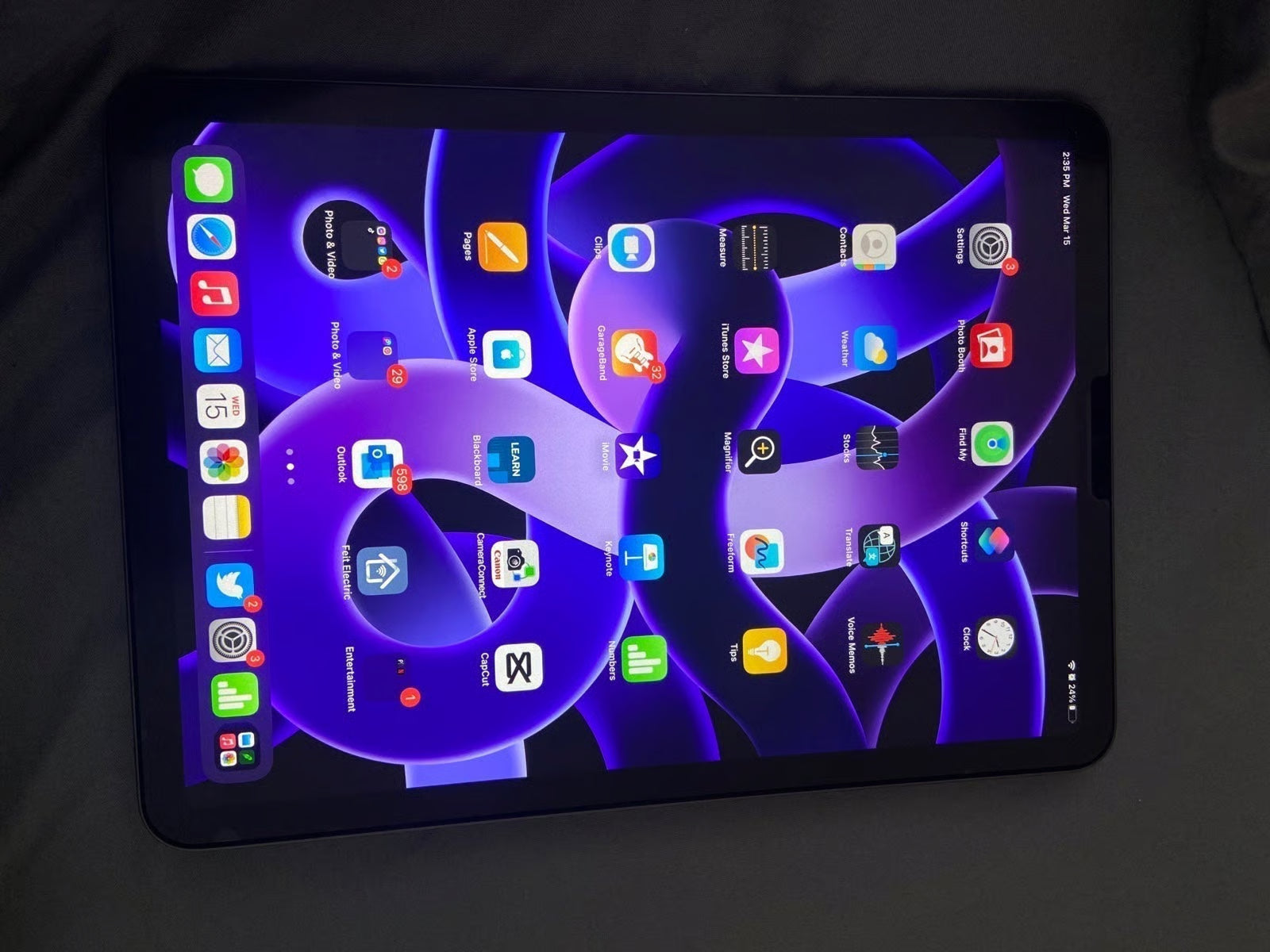 Apple iPad Air 5th Generation 64 GB in Silver 3N62