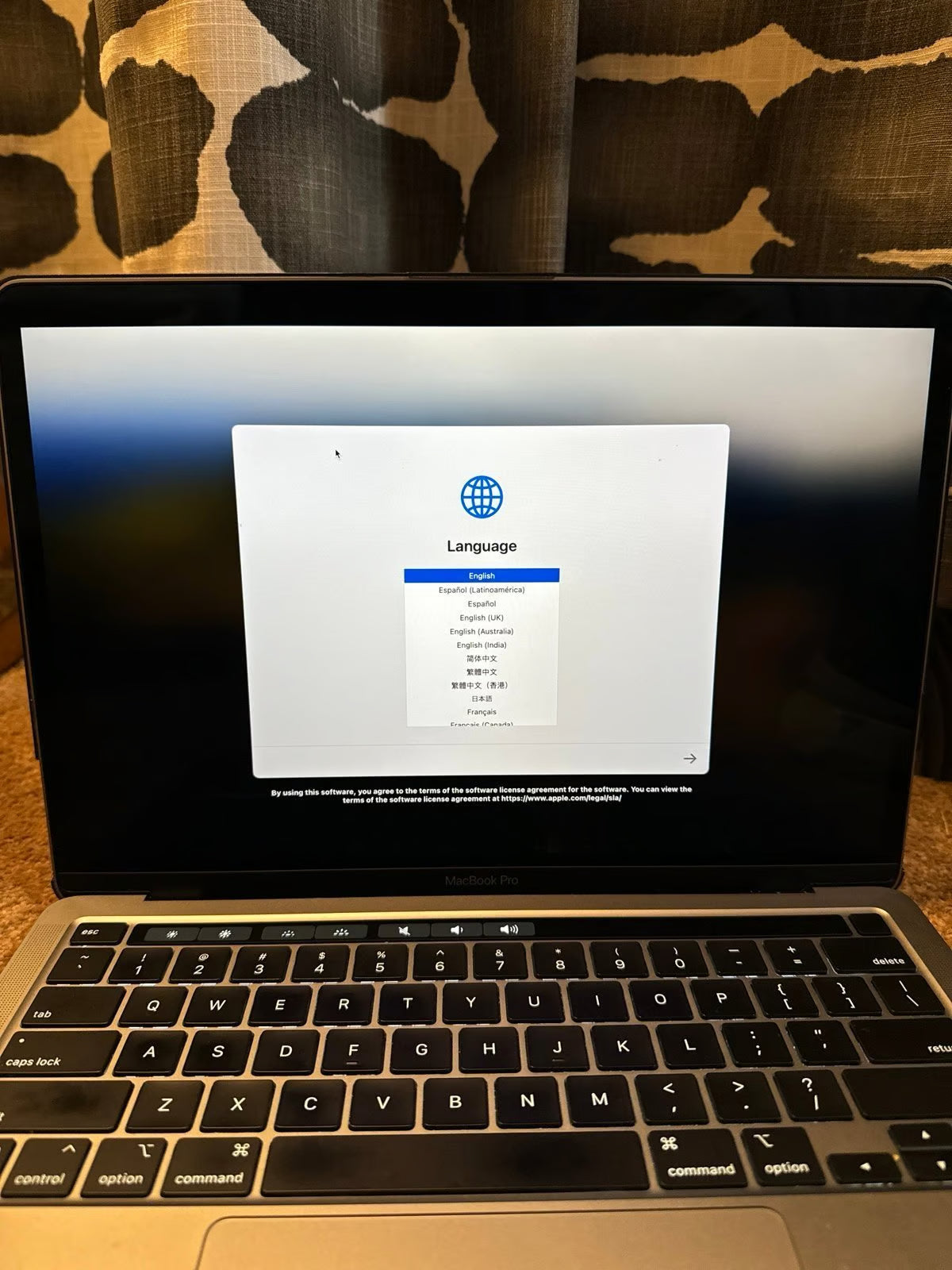 Apple MacBook Pro M1 3E15