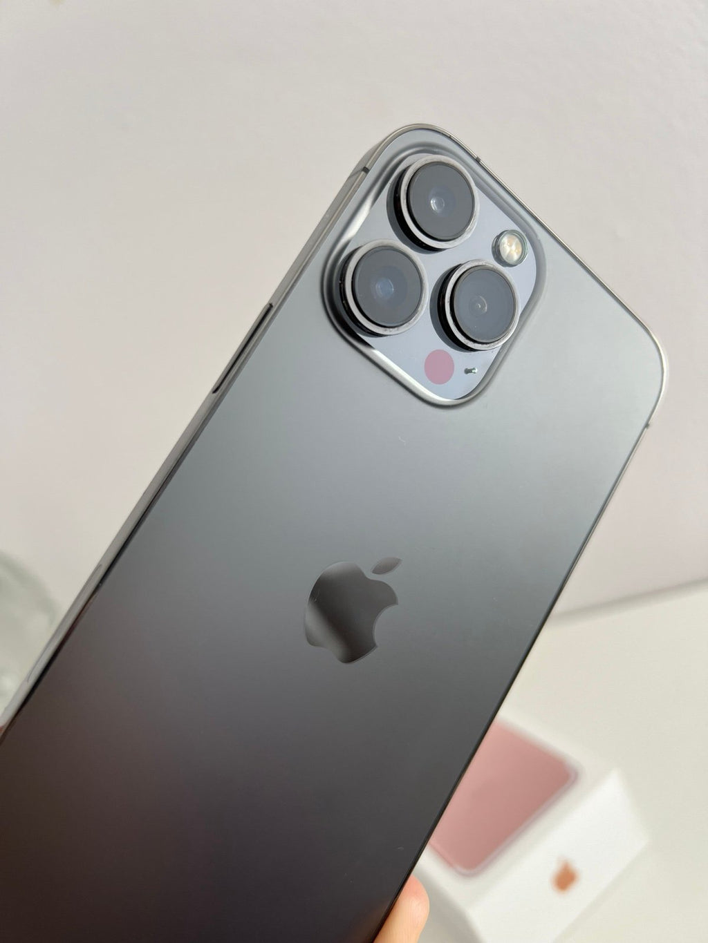 iphone 13 pro max 6S51