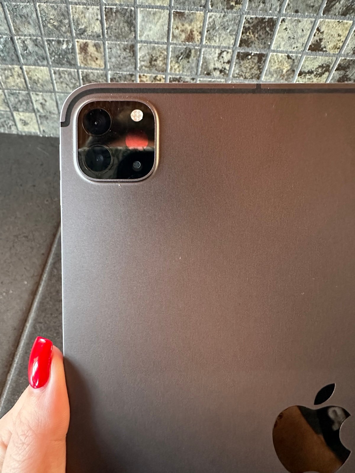 Apple iPad Pro 11�?3rd Generation 128 GB Wifi/Cellular 6W86