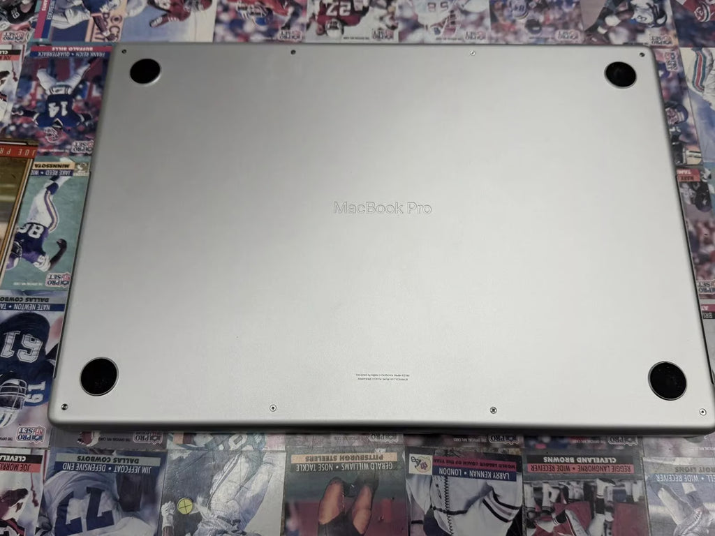 MacBook Pro 16鈥?2023 A278p 16GB 512GB M2 Pro Laptop Cycle Count 129 7P23