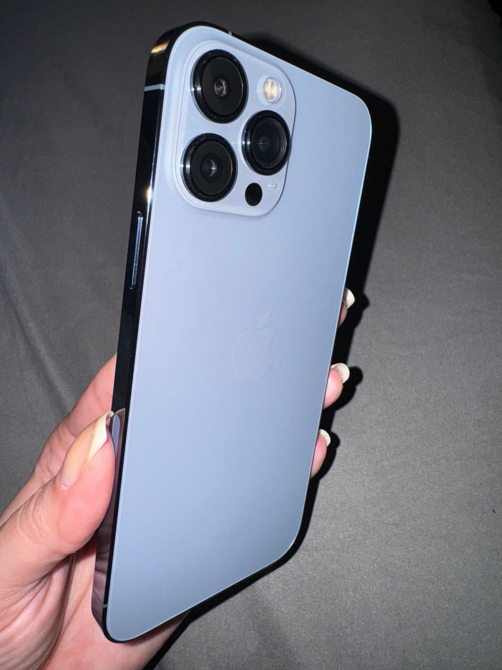 Apple iPhone 13 Pro Max 128 GB in Sierra Blue for T-Mobile 3M92