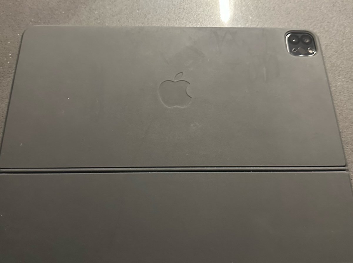 ipad pro 4th gen WiFi /LTE 1 TB 7Y25