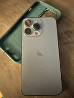 iPhone 13 Pro - 256gb - VZW - With Case 5U53