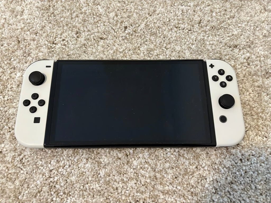 Nintendo Switch 鈥?OLED Model w/Joy-Con & 8BitDo - 8BitDo controller 9L75