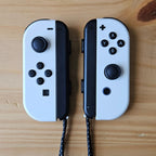 Nintendo Switch OLED + 2 Pokemon Games 3W88