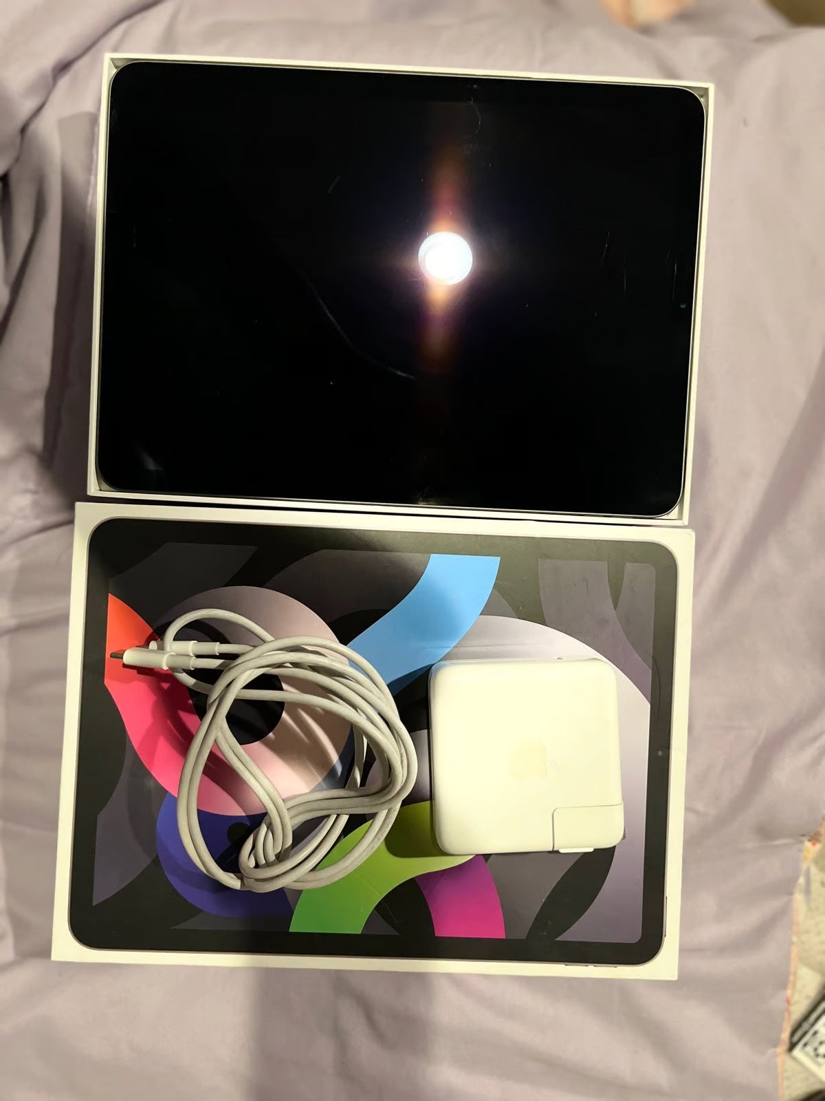 Apple iPad Air 4th Generation 64 GB 7P53