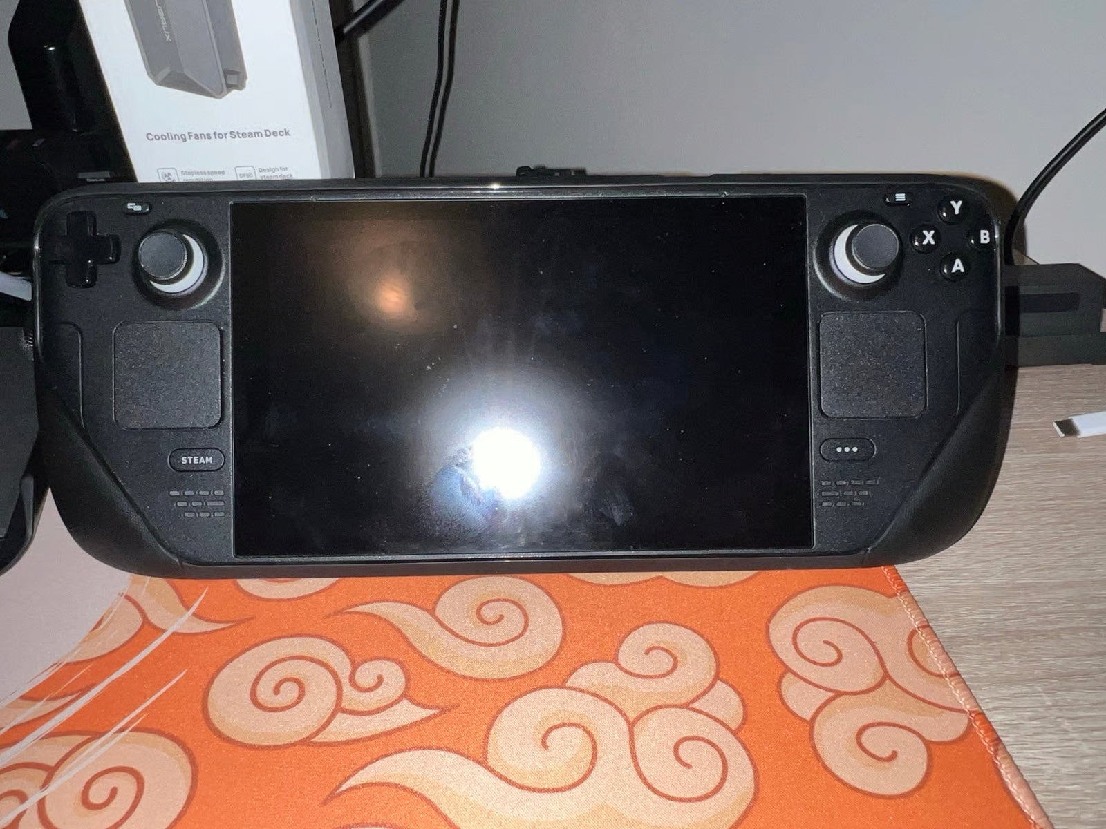 ON HOLD steam deck 512gb LCD 1X86