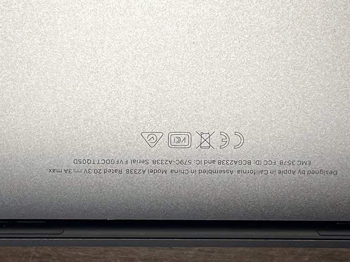 MacBook Pro M1 8gb ram 256gb SSD 5F19