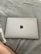 macbook pro m1 13.3 1K65