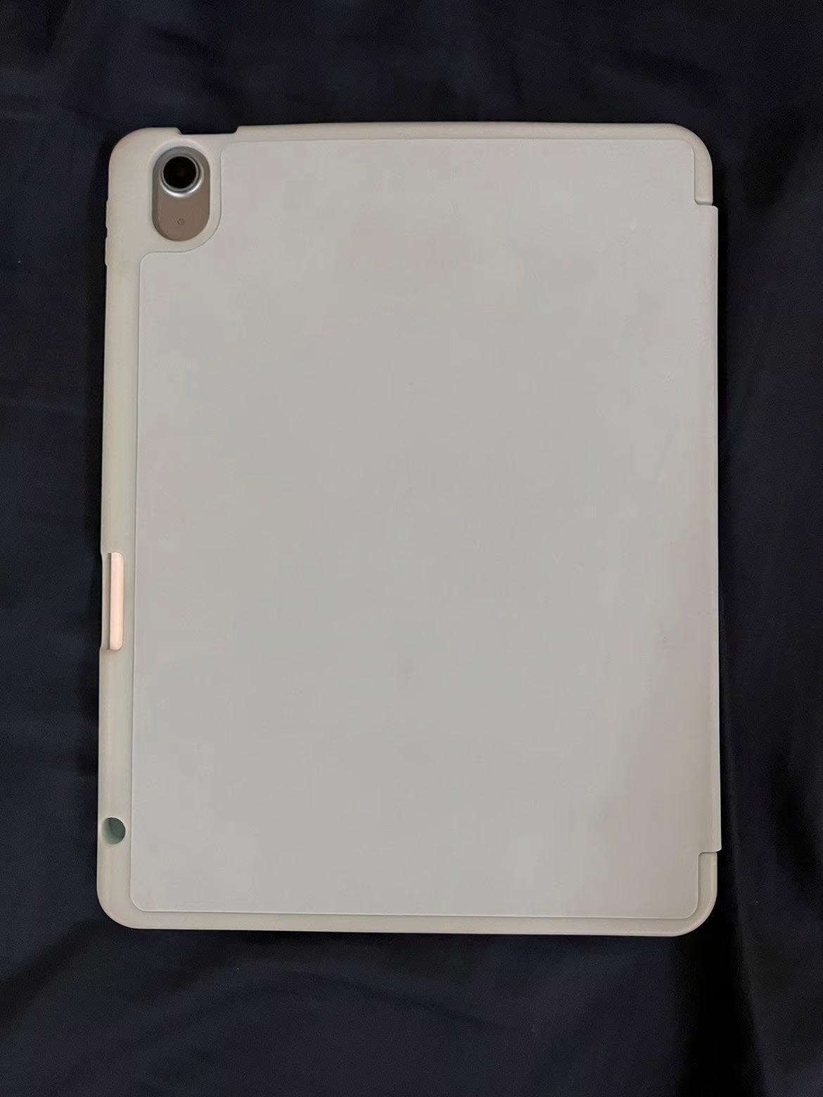 Apple iPad Air 4th Generation in Sky Blue 8M25