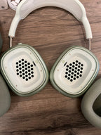 Apple AirPods Max with Smart Case in Green 7R16