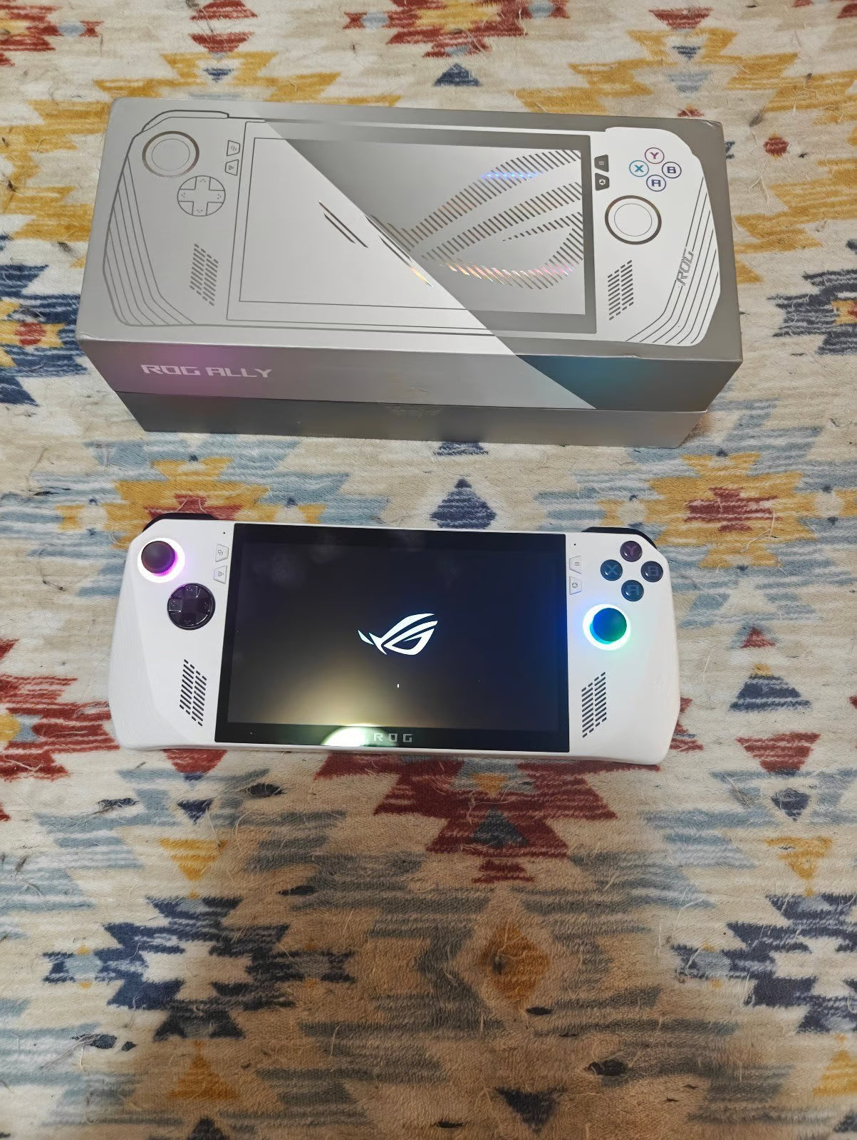 Asus ROG Ally Z1 Extreme 2tb SSD 9G92