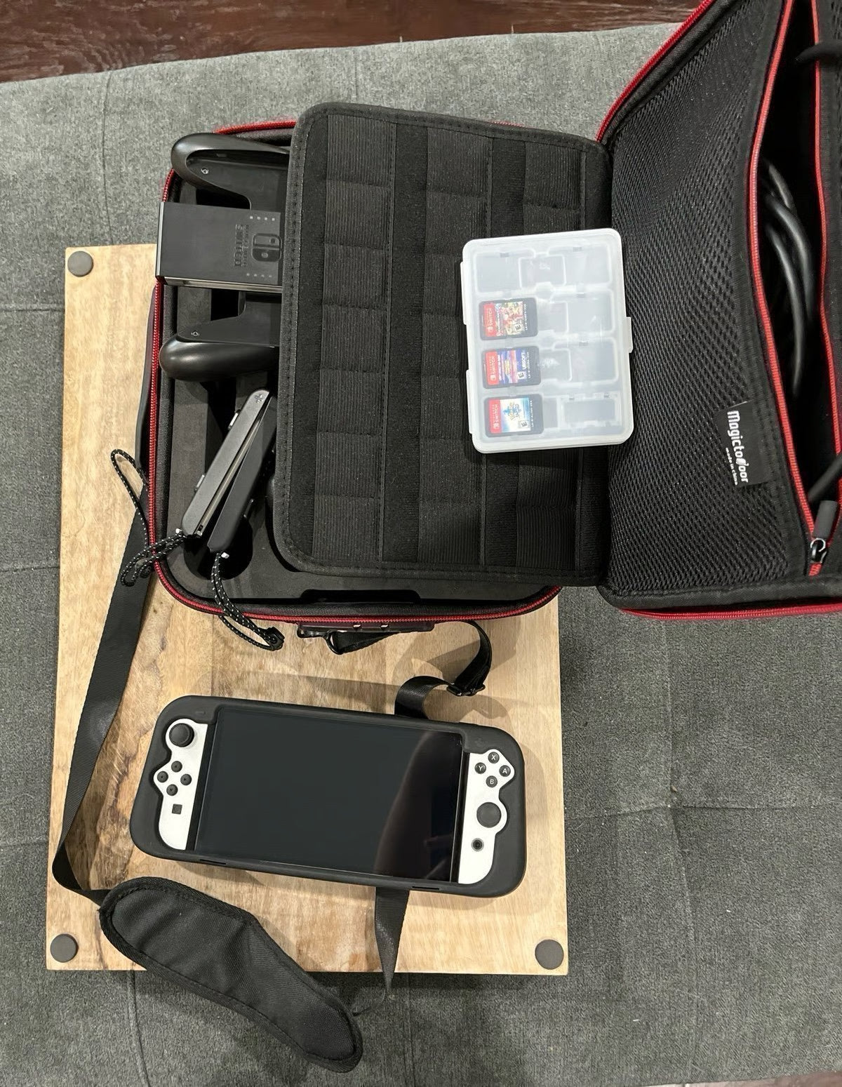 Nintendo Switch OLED Bundle 7Y97