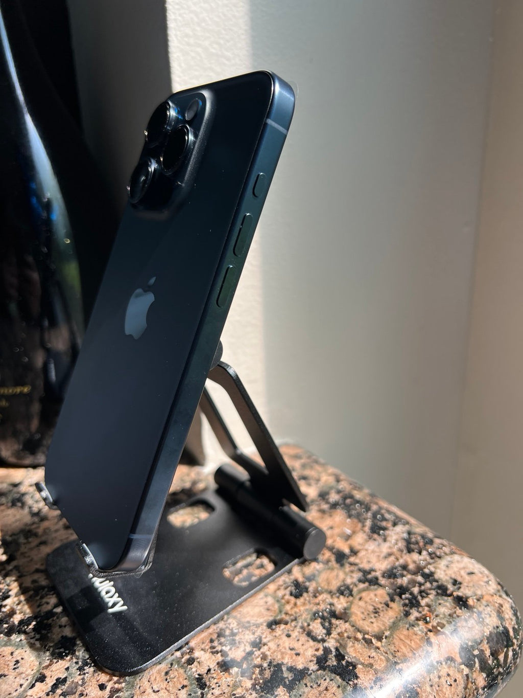 iphone 15 pro 128gb unlocked blue titanium 5E63