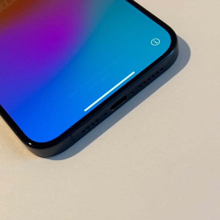 Iphone 15 Pro Max Blue Titanium 256 GB Unlocked with Warranty 5U65