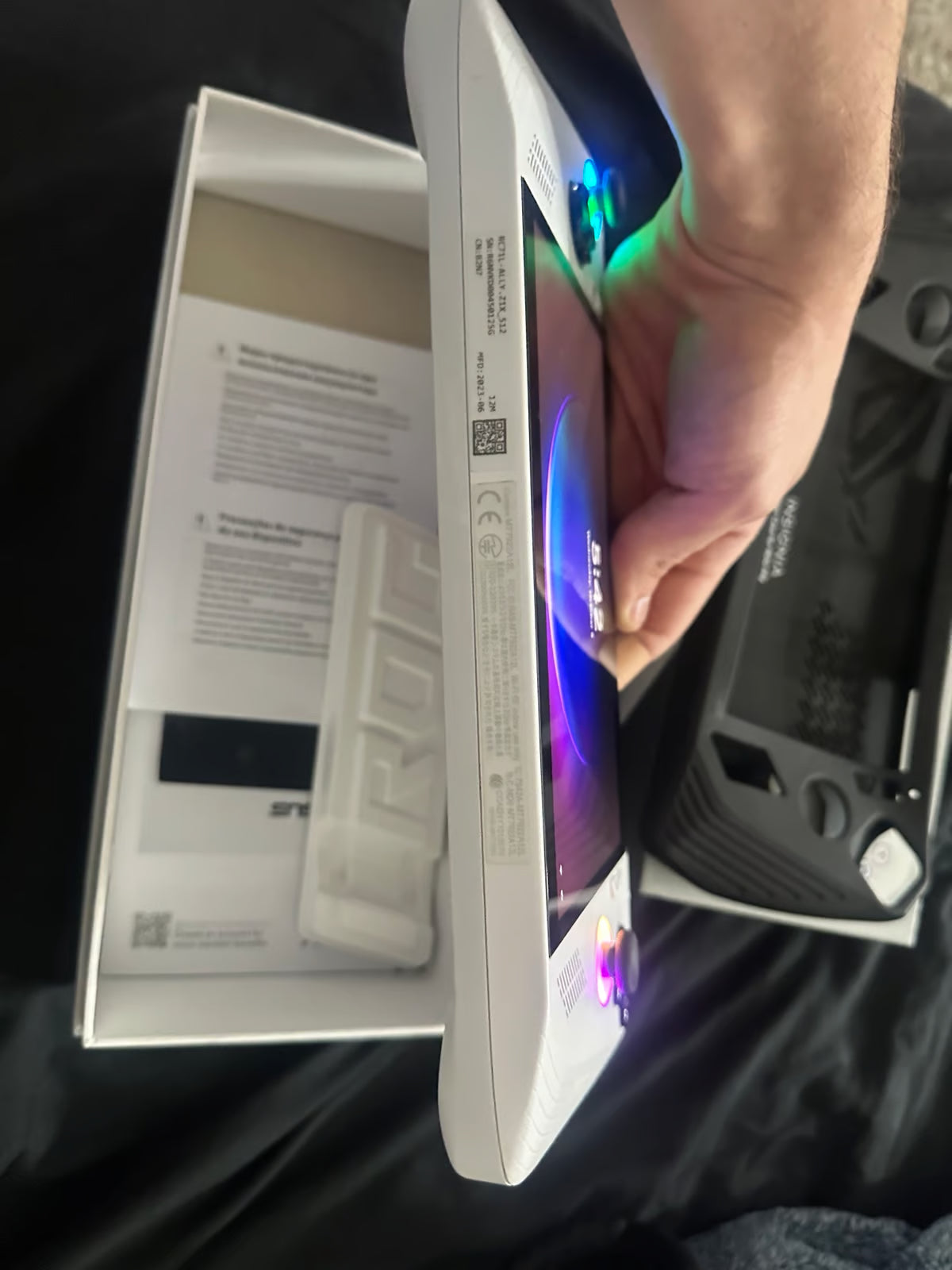 ASUS rog ally z1 extreme 3V66