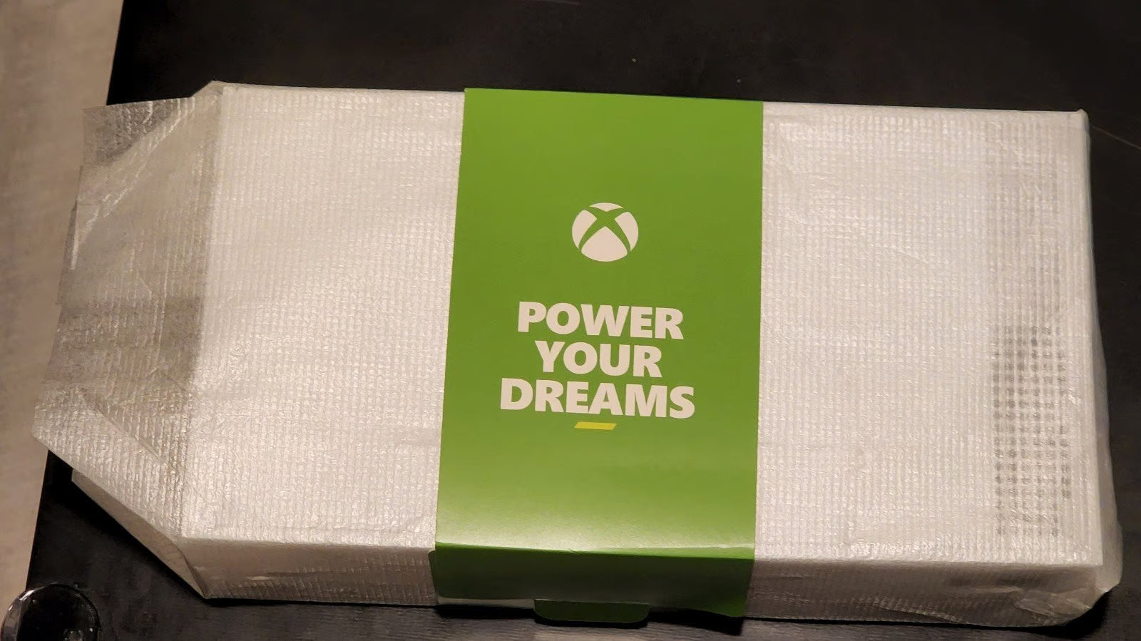 Xbox series s bundle 2W68