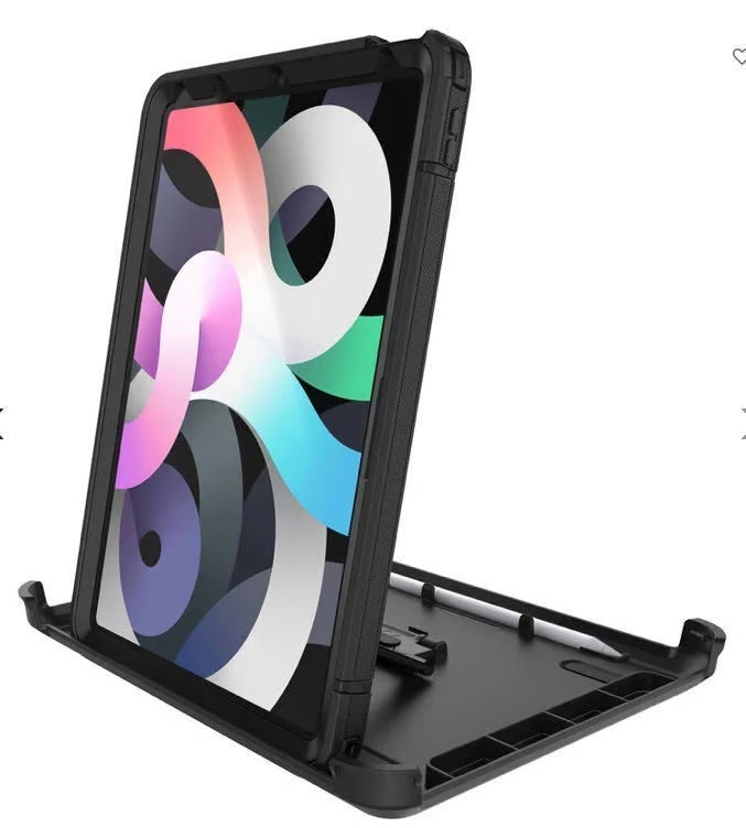 Apple iPad Air 5th Generation 256 GB in Space Gray with protective otter box 2L79