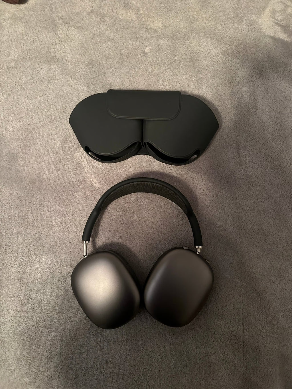 Apple AirPods Max 7A55