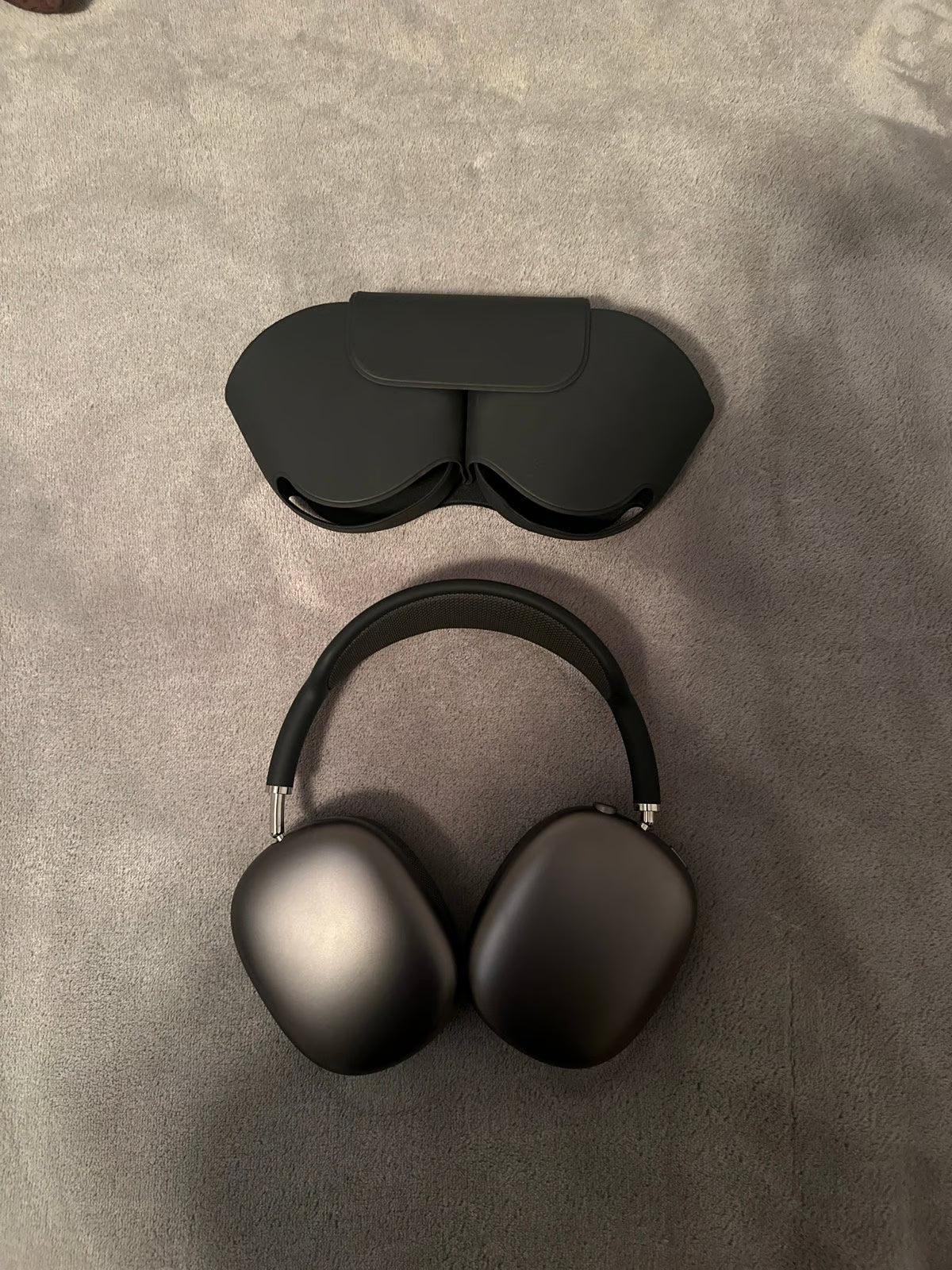 Apple AirPods Max 7A55