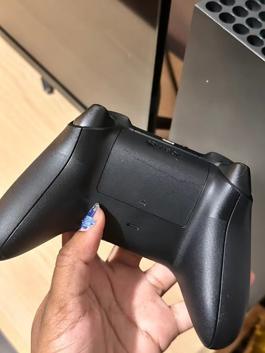 Microsoft Xbox Series X 1TB SSD Home Console - only used once 1H56