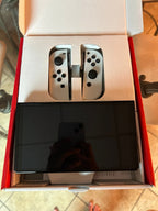 Nintendo switch oled bundle 2H81