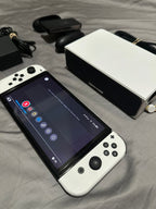 Nintendo Switch OLED 1Q85