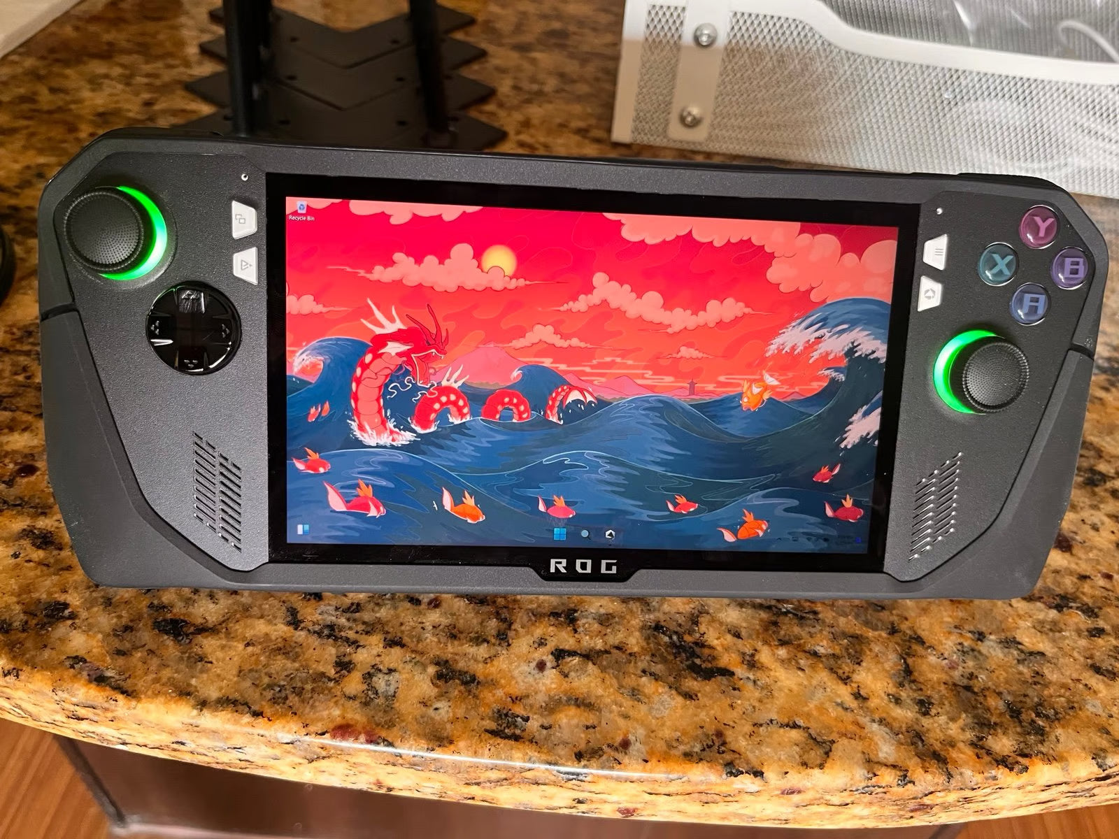 ASUS ROG Ally Z1 Extreme w/ Case 6N92