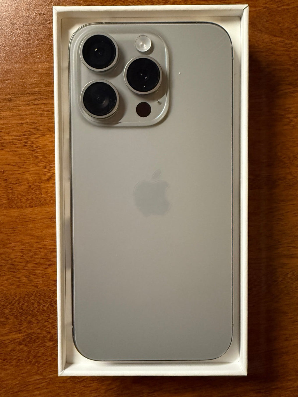 iPhone 15 pro Natural Titanium 256 GB Unlocked 8N92