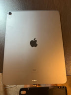 Apple iPad Pro 3rd Generation 256 GB and Apple Pencil 2 9W77