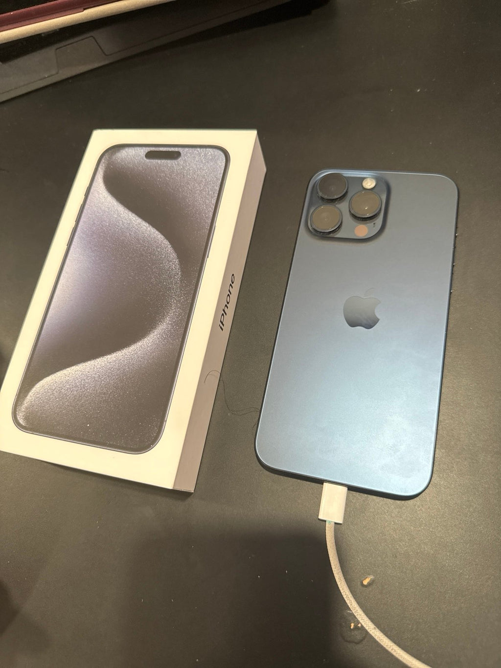 Apple iphone 15 pro max phone unlocked 3X23