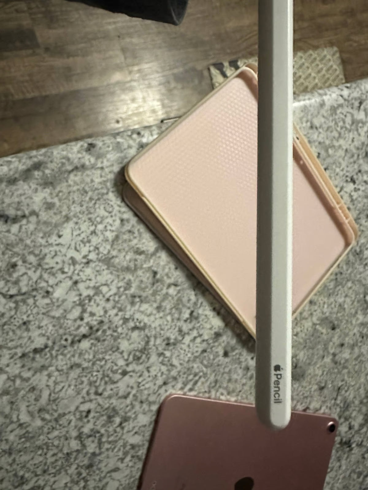 Apple iPad Air 4th Generation 64 GB in Rose Gold 2Y88