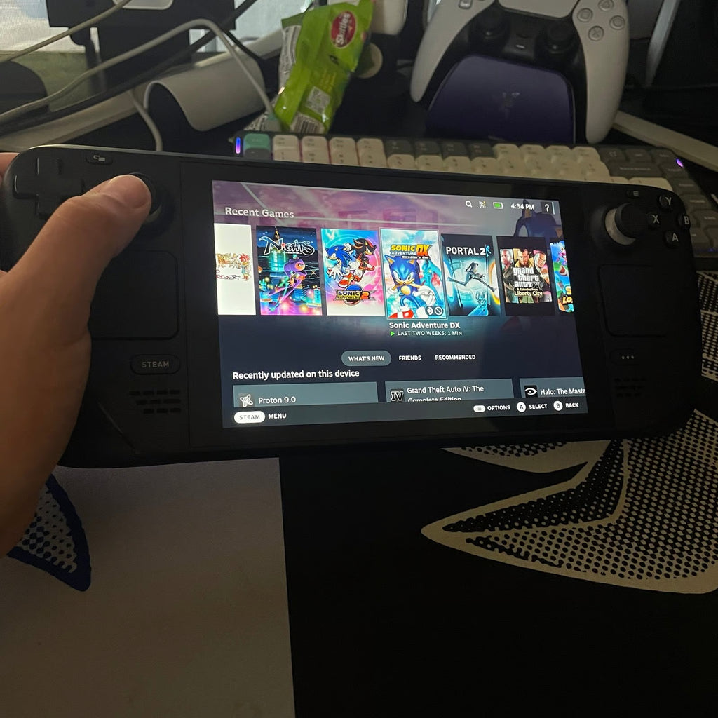 Steam Deck 256GB (LCD screen) - Valve Certified Refurbished 2P89