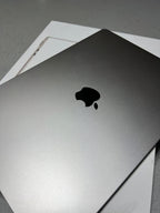 Apple - MacBook Air 15"" Laptop - M2 chip Built for Apple Intelligence - 8GB M 8Q82