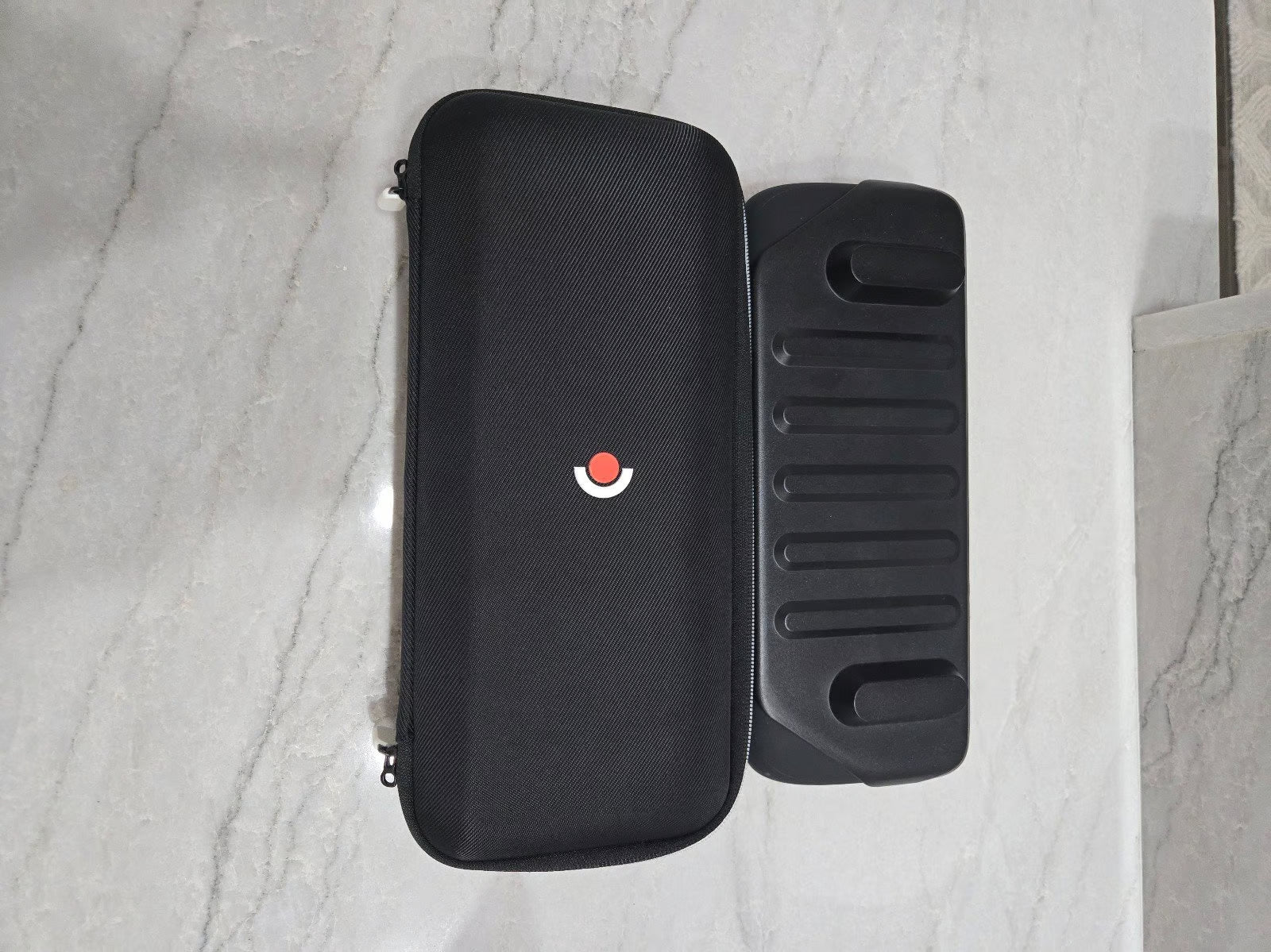 Steam Deck OLED w/Dbrand Grip Case & Screen Protector 512GB 6O27