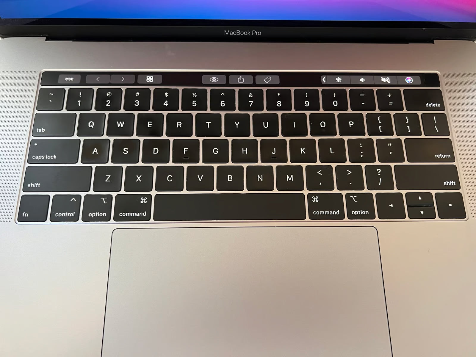MacBook Pro 15inch corei9 Gray 8L26