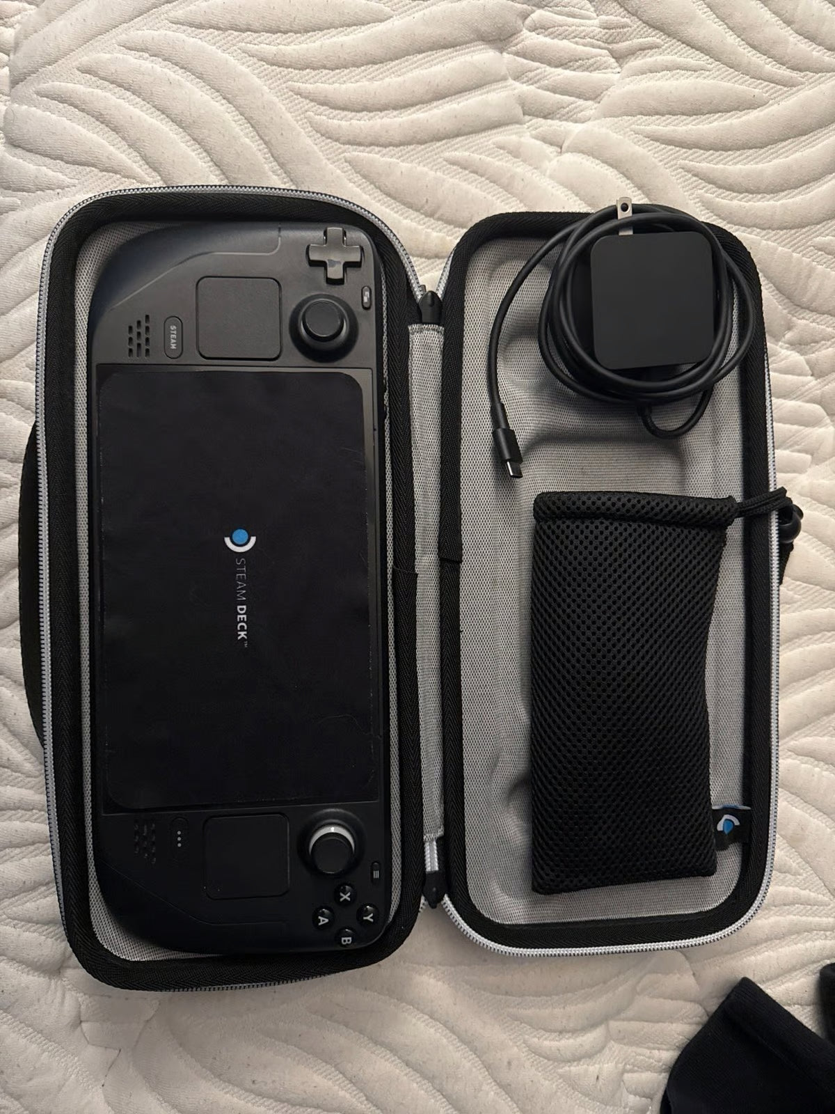 Steam Deck 512 GB LCD + 1TB Micro SD 3R85