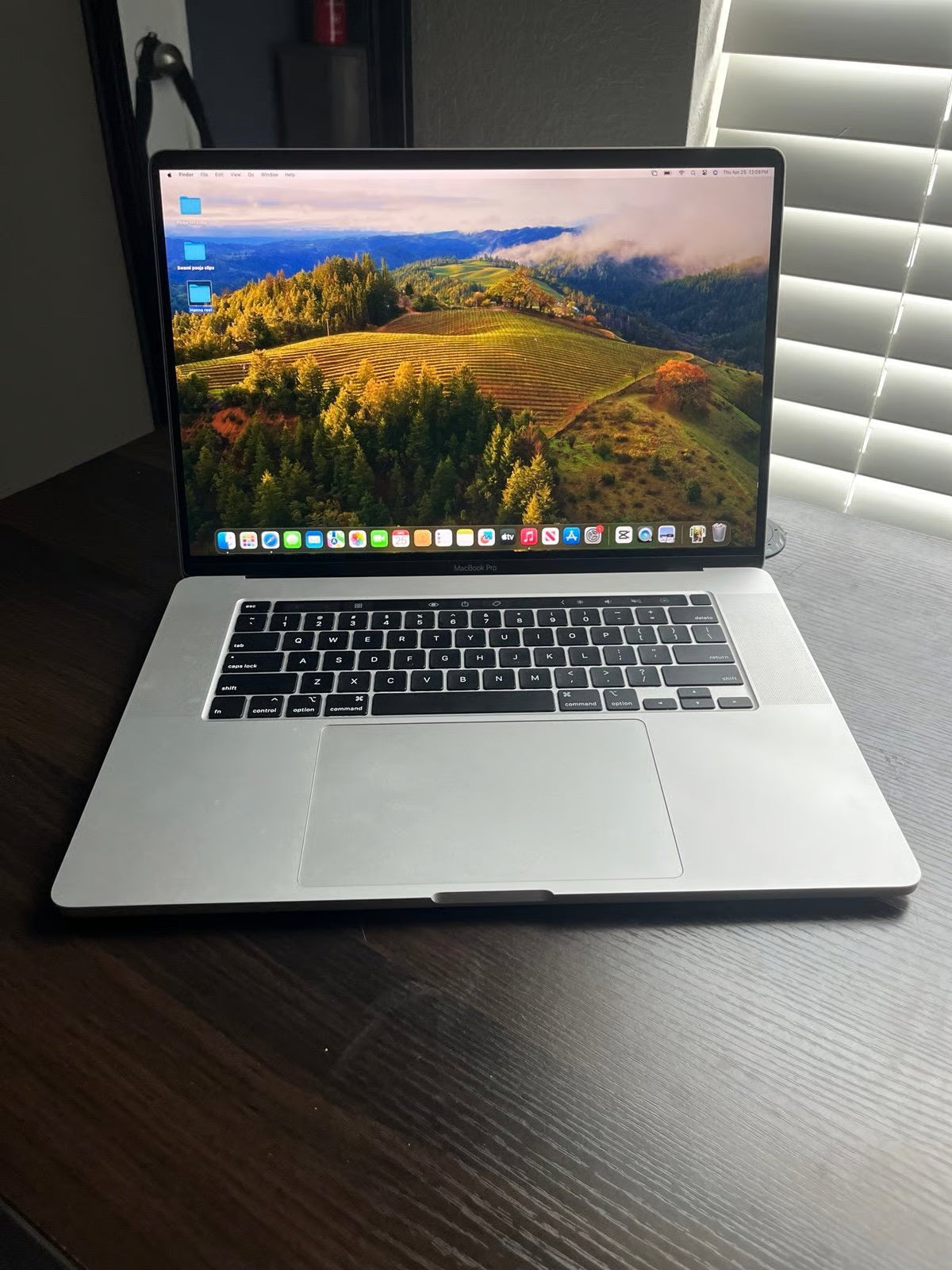 macbook pro 16 inch 2019 9V36