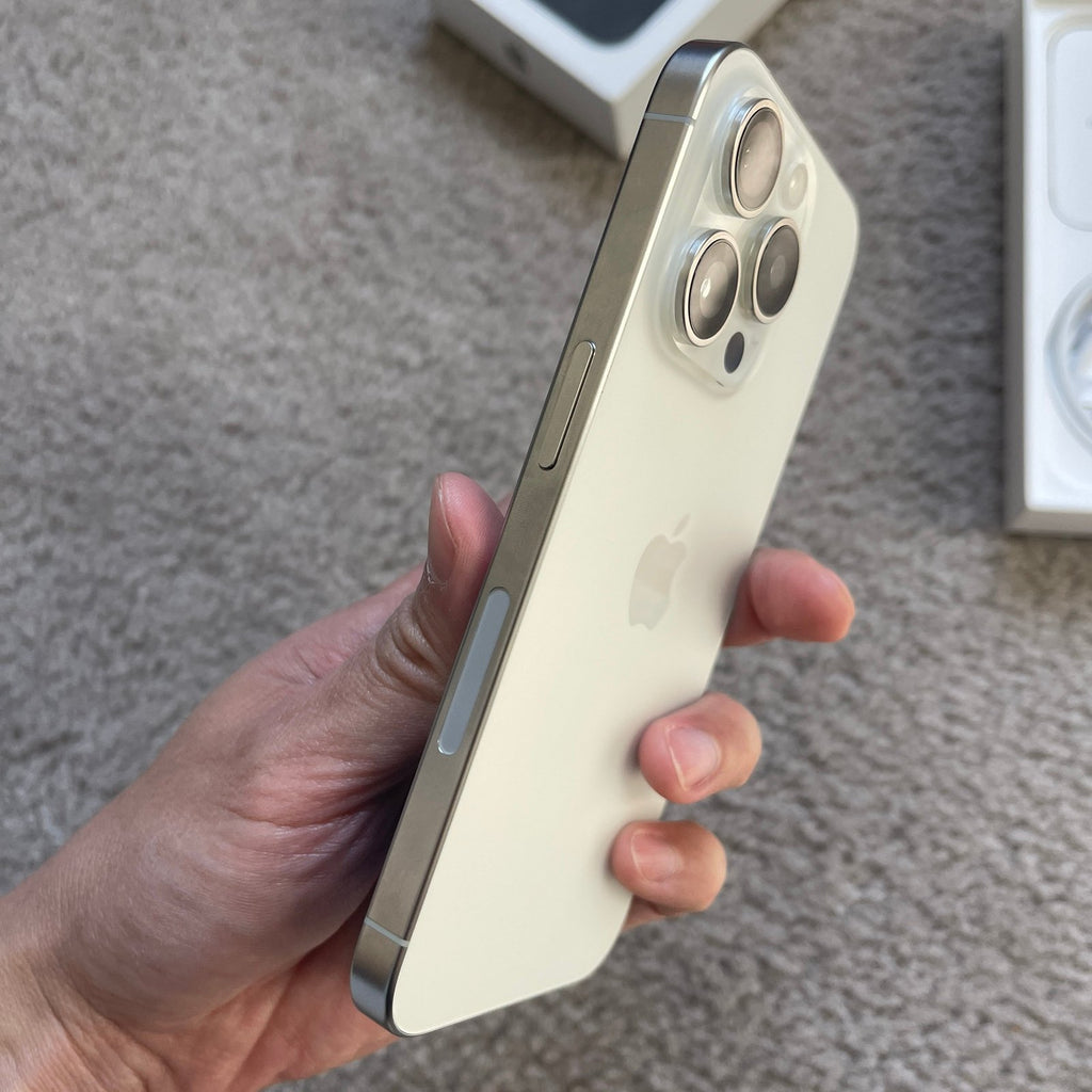 Iphone 15 pro 256gb 5C28