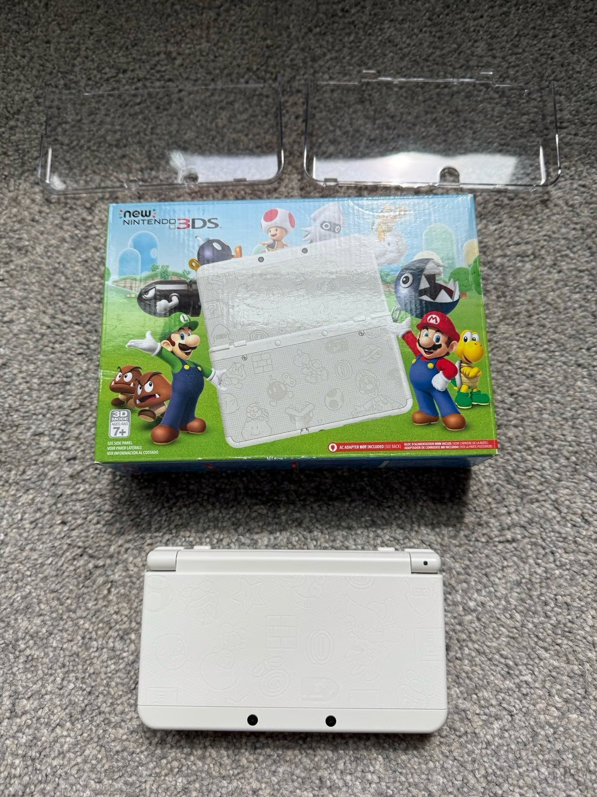 New Nintendo 3ds Mario white edition
