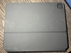 iPad Pro 12.9 (5th gen - Wi-Fi) 256 GB + Magic Keyboard 1U83